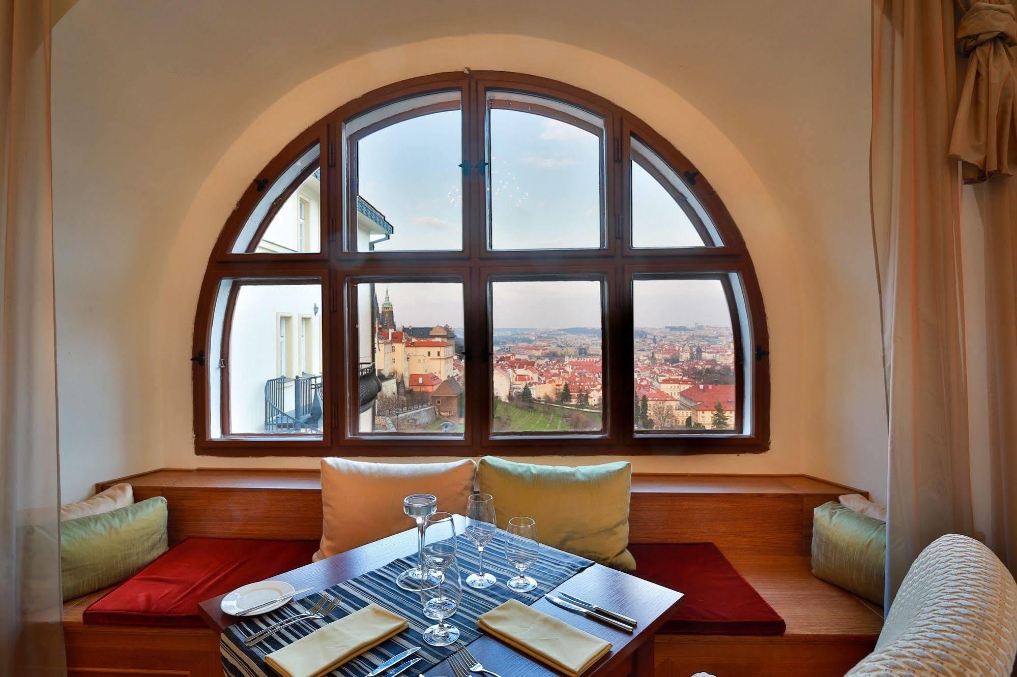 Questenberg 4* Praga